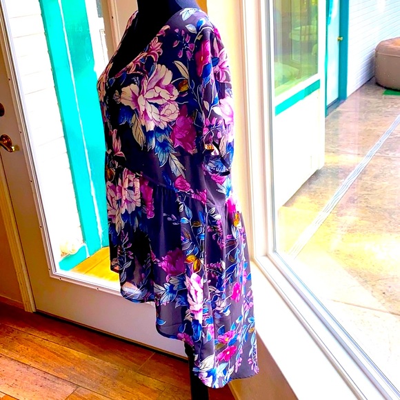 Torrid flowery chiffon Hilo babydoll blouse🌸 - Picture 3 of 9
